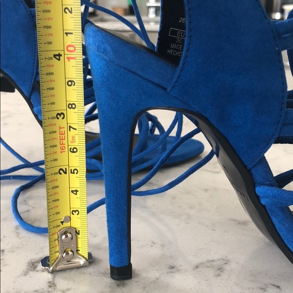 Zara royal blue laced high heels - Picture 8 of 10